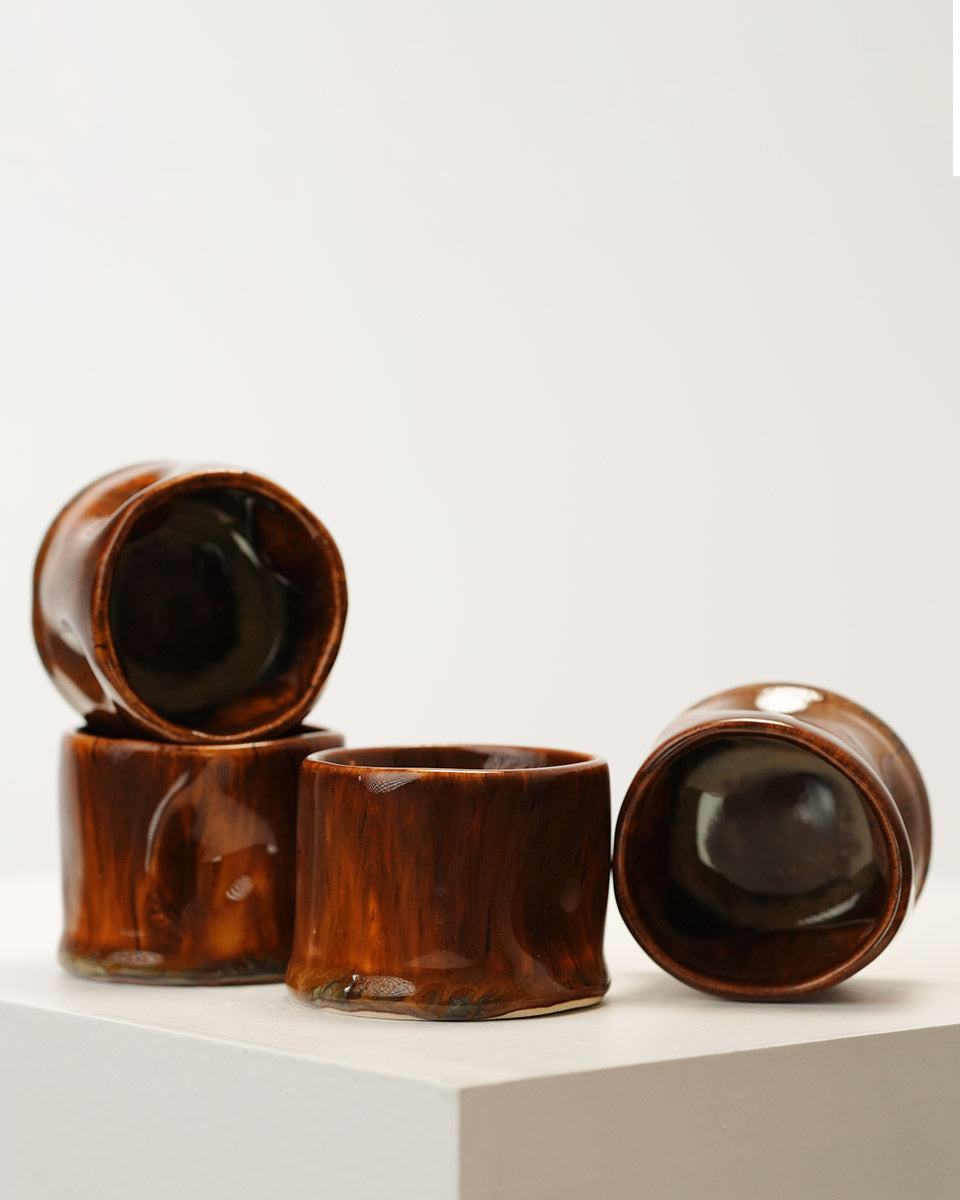 CHOCOLATE BROWN