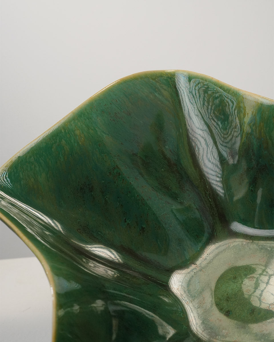 EMERALD GREEN