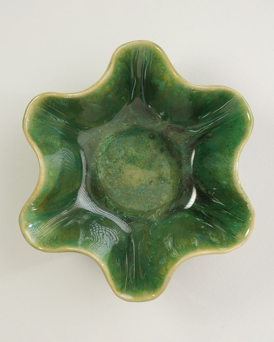 EMERALD GREEN