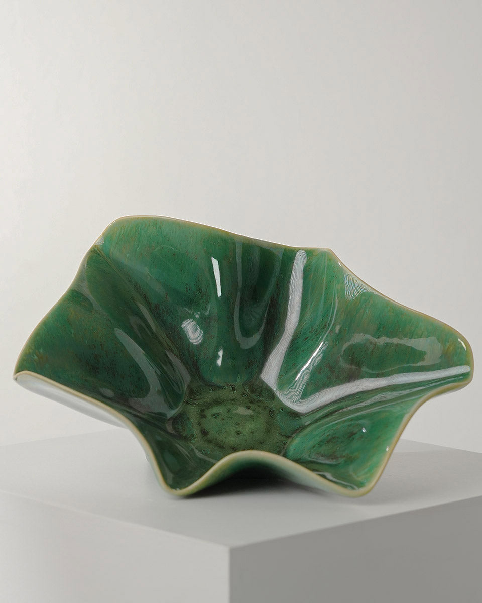 EMERALD GREEN
